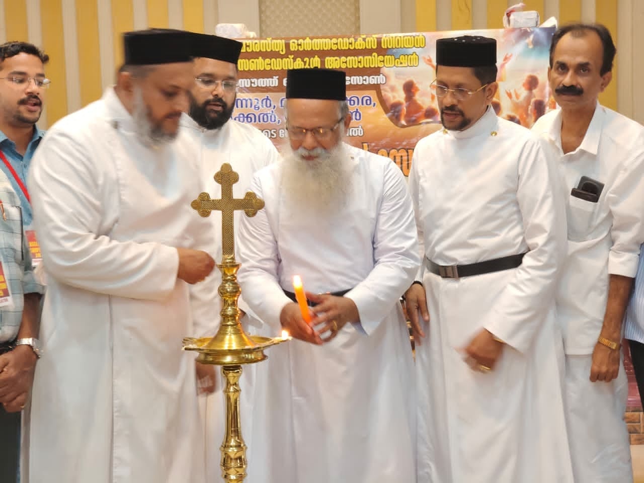 സൺഡേ സ്കൂൾ സോണൽ മത്സരം തുമ്പമൺ, ചെങ്ങണൂർ ജേതാക്കൾ